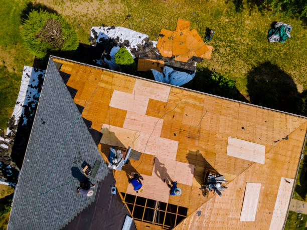 Best Best Roofing Contractors  in Strawberry Point, IA